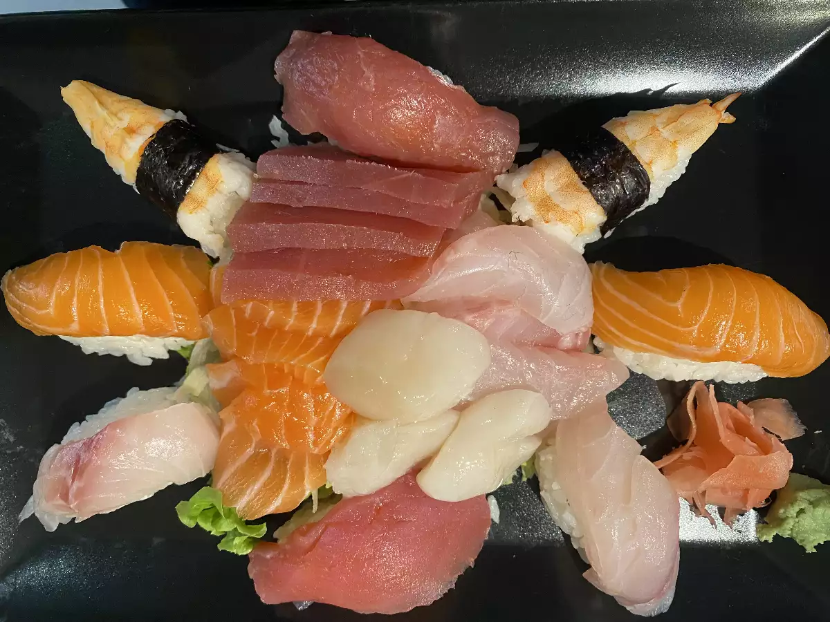 le sashimi-sushi (20 pièces, prix à partir de)